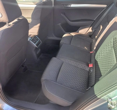 Skoda Superb cena 84000 przebieg: 163000, rok produkcji 2020 z Grudziądz małe 92